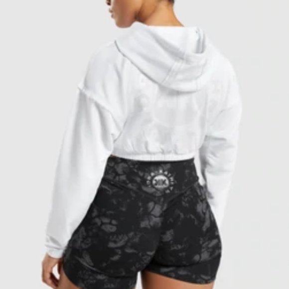 BNWT GYMSHARK KK FIT CROPPED HOODIE IN WHITE SZ XS - Picture 1 of 4